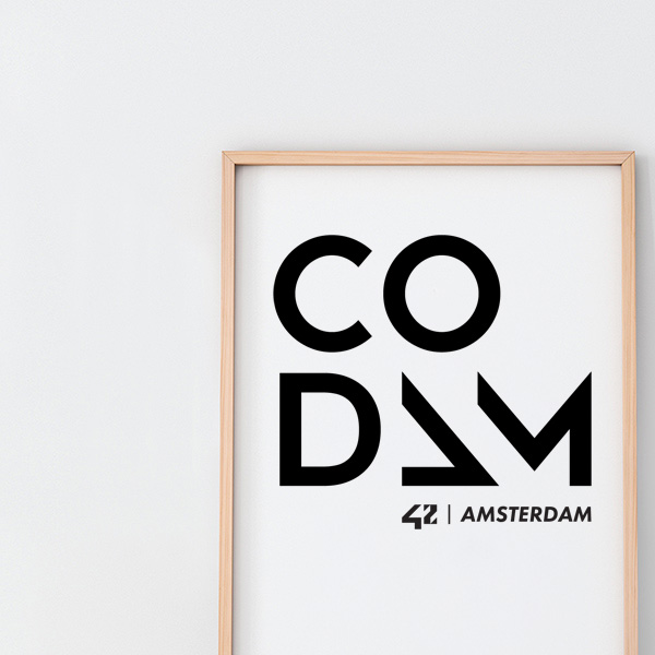het logo van Codam in een lijst